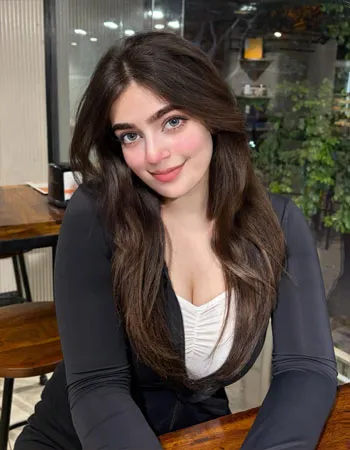 Russian Escort in Saket